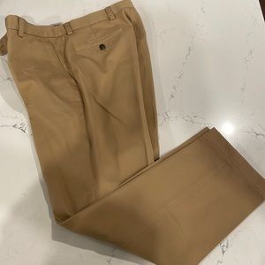 Brooks Brothers Men’s Advantage Chino Milano